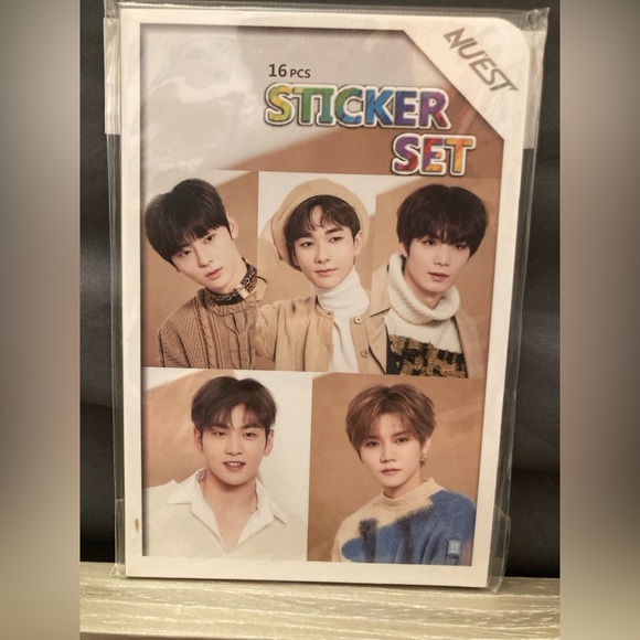 NU’EST Sticker Set - Picture 1 of 1